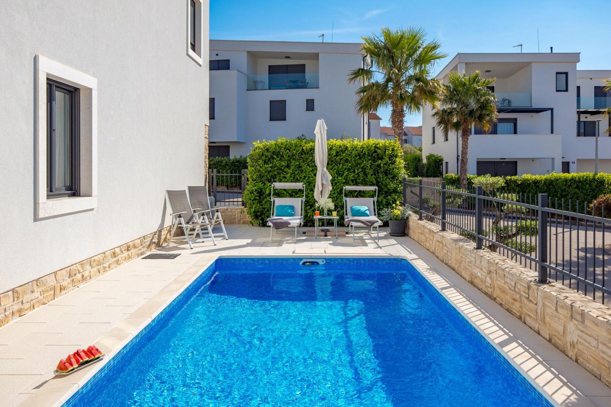 Luxury Apartment Hyperion With Private Pool And Garden Murter Dış mekan fotoğraf