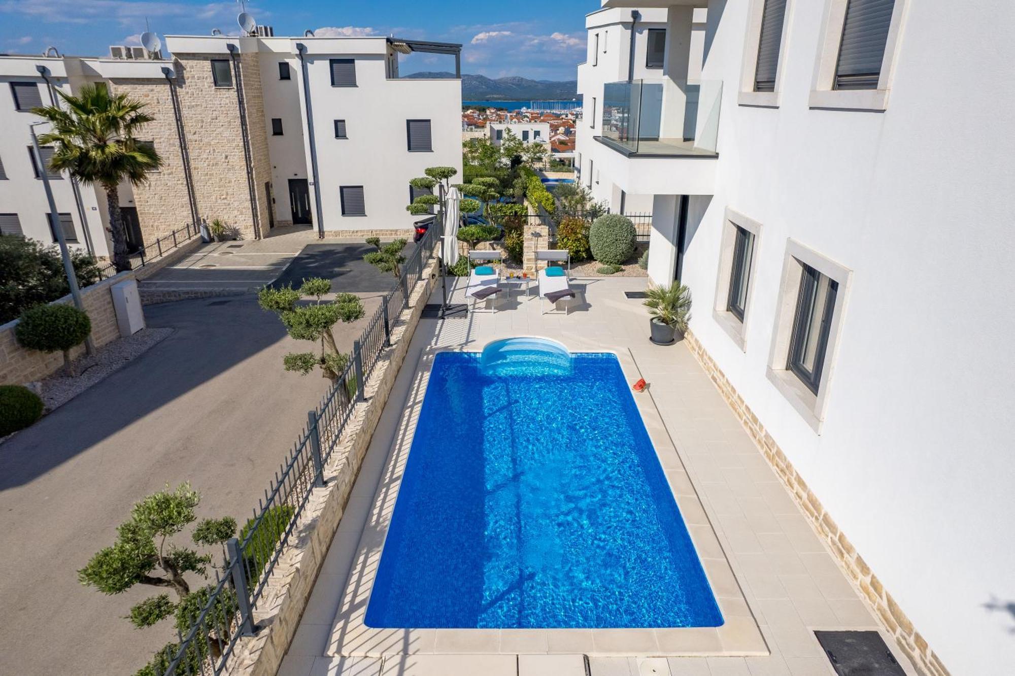 Luxury Apartment Hyperion With Private Pool And Garden Murter Dış mekan fotoğraf