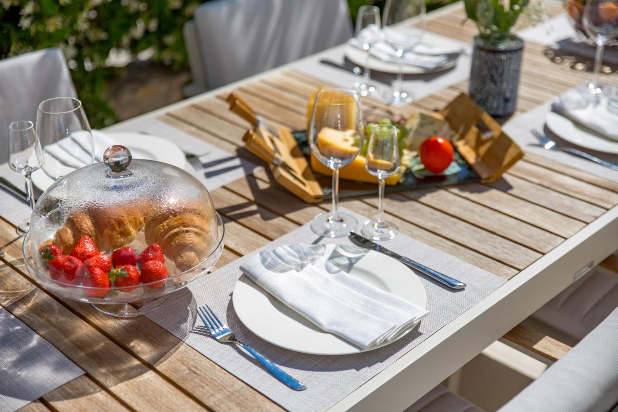 Luxury Apartment Hyperion With Private Pool And Garden Murter Dış mekan fotoğraf