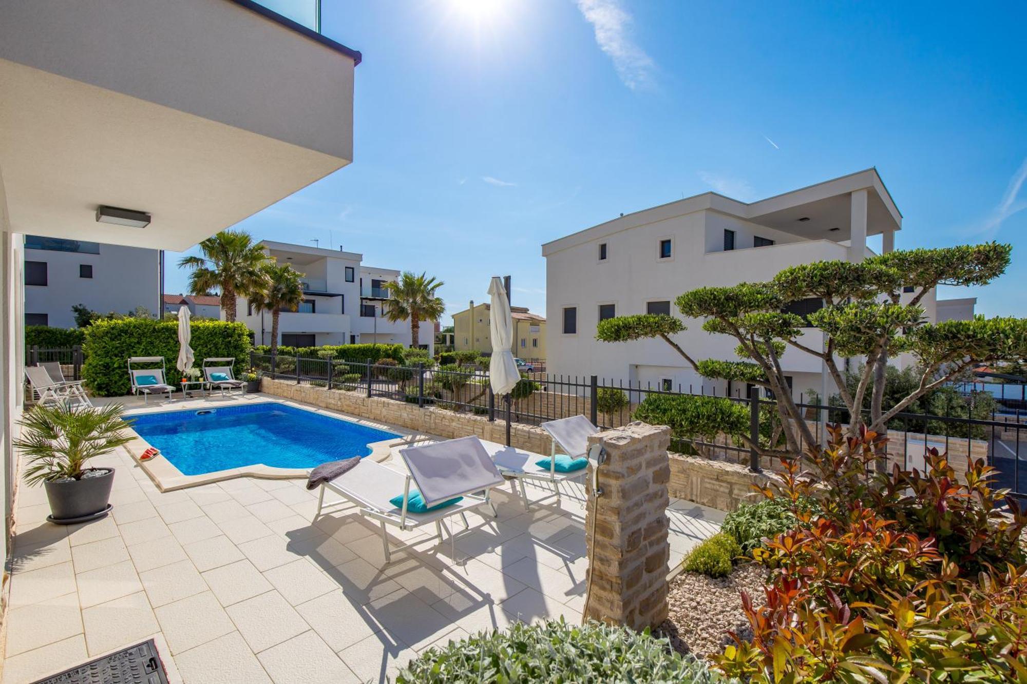Luxury Apartment Hyperion With Private Pool And Garden Murter Dış mekan fotoğraf